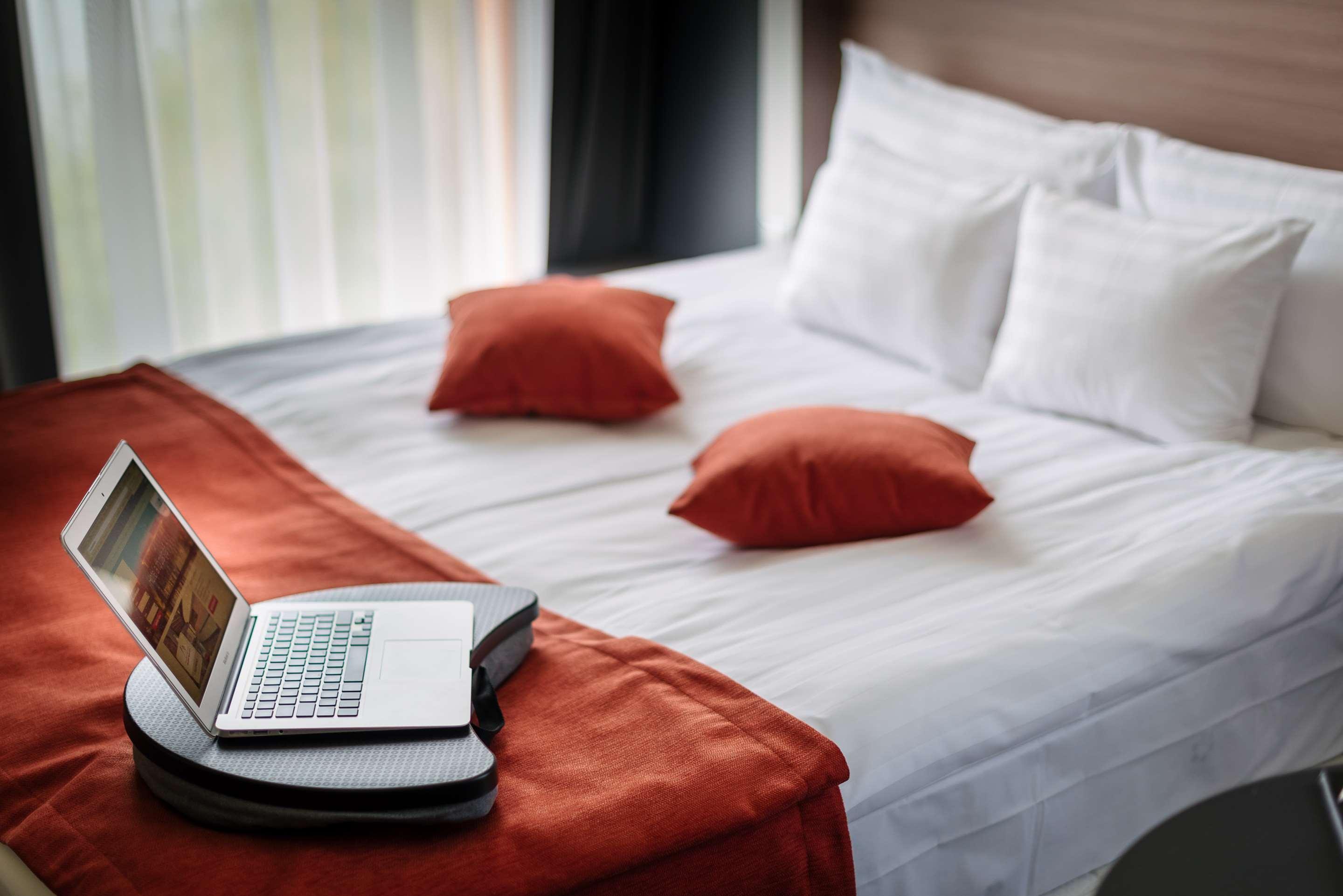 Best Western Plus Lakeside Hotel Székesfehérvár Eksteriør billede