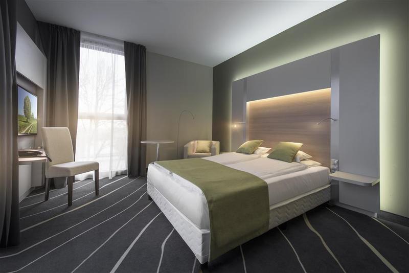 Best Western Plus Lakeside Hotel Székesfehérvár Eksteriør billede