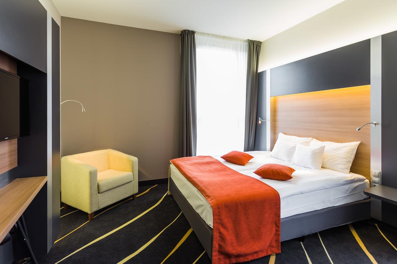 Best Western Plus Lakeside Hotel Székesfehérvár Eksteriør billede